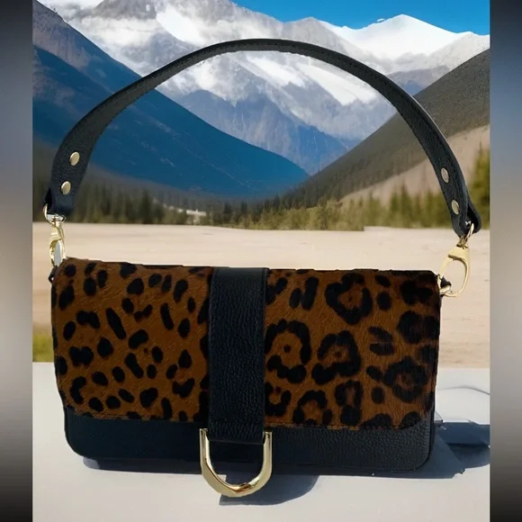 🆕 DIVINA FIRENZE 🇮🇹 Black Leather Leopard Fur Flap Shoulder/Crossbody Bag - Picture 4 of 15
